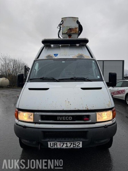 2005 Iveco Daily, Liftbil - UniJet - HPT 65C15, 230.604 km - Nifty lift - VM 140 med personkorg - Sertifisert lift til juni 2026 - 지자체/ 특수 차량 : 사진 2 2005 Iveco Daily, Liftbil - UniJet - HPT 65C15, 230.604 km - Nifty lift - VM 140 med personkorg - Sertifisert lift til juni 2026 - 지자체/ 특수 차량 : 사진 2