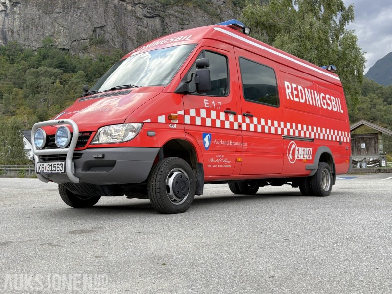 2005 Mercedes-Benz Sprinter 4-motion / 4X4 redningsbil - fullutstyrt - 소방차 : 사진 1 2005 Mercedes-Benz Sprinter 4-motion / 4X4 redningsbil - fullutstyrt - 소방차 : 사진 1