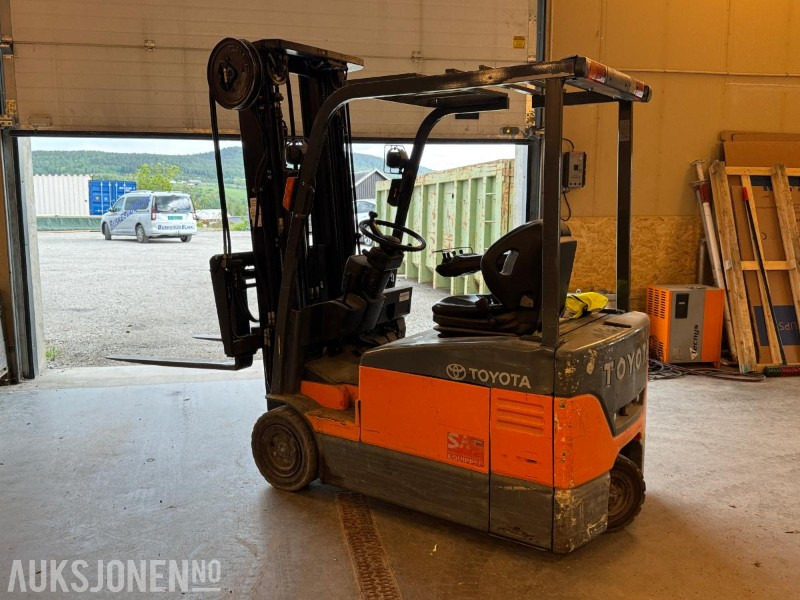 2005 Toyota 7FBEF15 gaffeltruck / 5 meter løftehøyde - 자재 취급 장비 : 사진 2 2005 Toyota 7FBEF15 gaffeltruck / 5 meter løftehøyde - 자재 취급 장비 : 사진 2