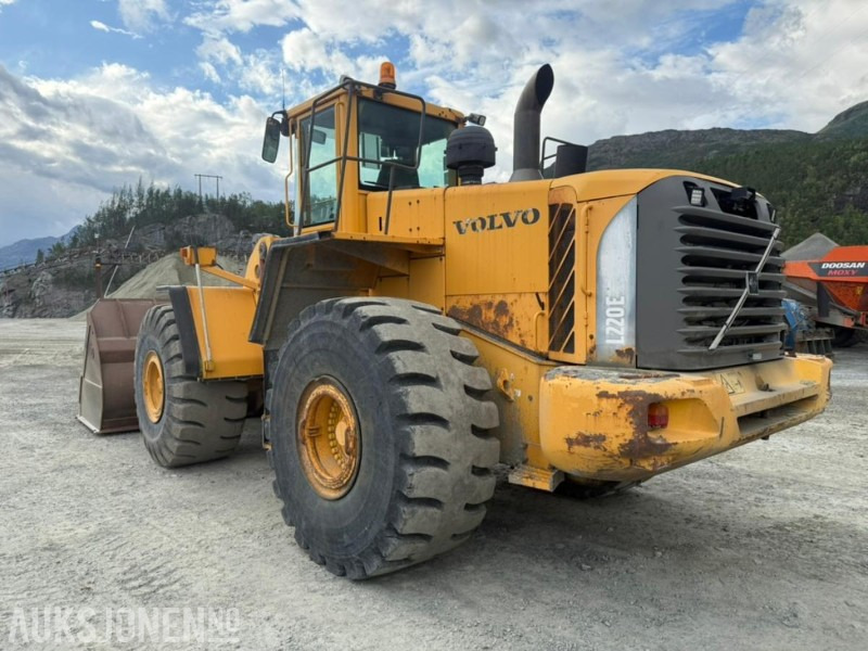 2005 Volvo L220E HJULLASTER - 15364 Timer - 휠 로더 : 사진 3 2005 Volvo L220E HJULLASTER - 15364 Timer - 휠 로더 : 사진 3