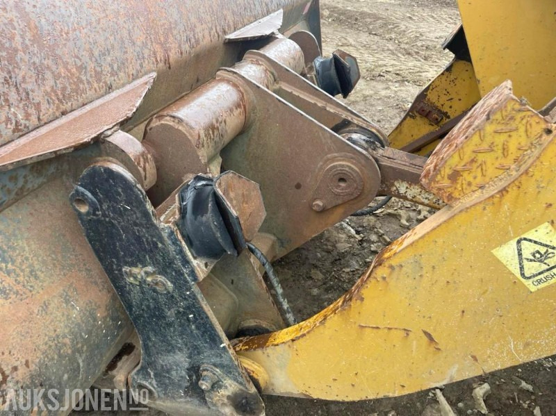 휠 로더 2006 Liugong 856 JSSRF101 Hjullaster med skuff -Sentralsmøring. -Loadmaster 9000 vekt. 3279 timer. : 사진 22 휠 로더 2006 Liugong 856 JSSRF101 Hjullaster med skuff -Sentralsmøring. -Loadmaster 9000 vekt. 3279 timer. : 사진 22