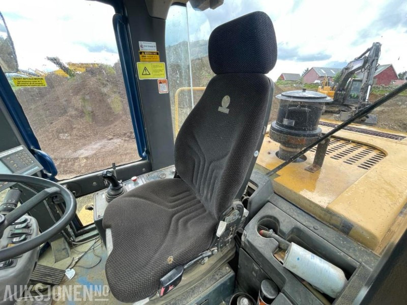 휠 로더 2006 Liugong 856 JSSRF101 Hjullaster med skuff -Sentralsmøring. -Loadmaster 9000 vekt. 3279 timer. : 사진 27 휠 로더 2006 Liugong 856 JSSRF101 Hjullaster med skuff -Sentralsmøring. -Loadmaster 9000 vekt. 3279 timer. : 사진 27