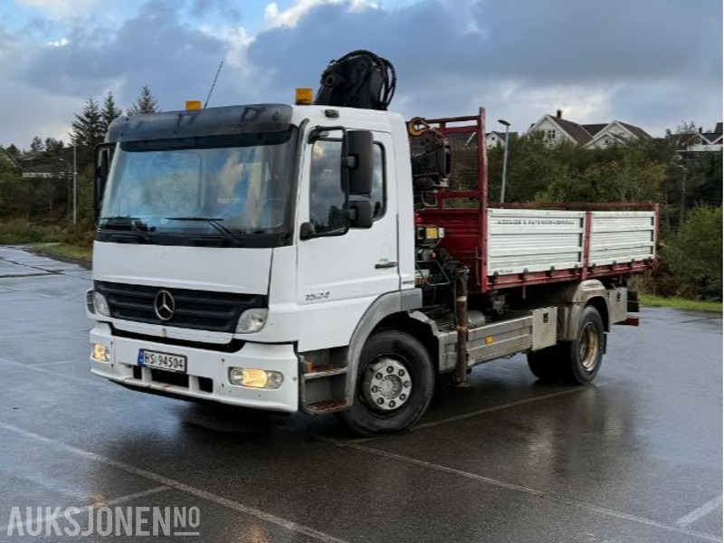 2006 Mercedes-Benz 1524 ATEGO II TYPE 1 med kran og treveis tipp eu ok til 05.2026 - 덤프트럭 : 사진 1 2006 Mercedes-Benz 1524 ATEGO II TYPE 1 med kran og treveis tipp eu ok til 05.2026 - 덤프트럭 : 사진 1
