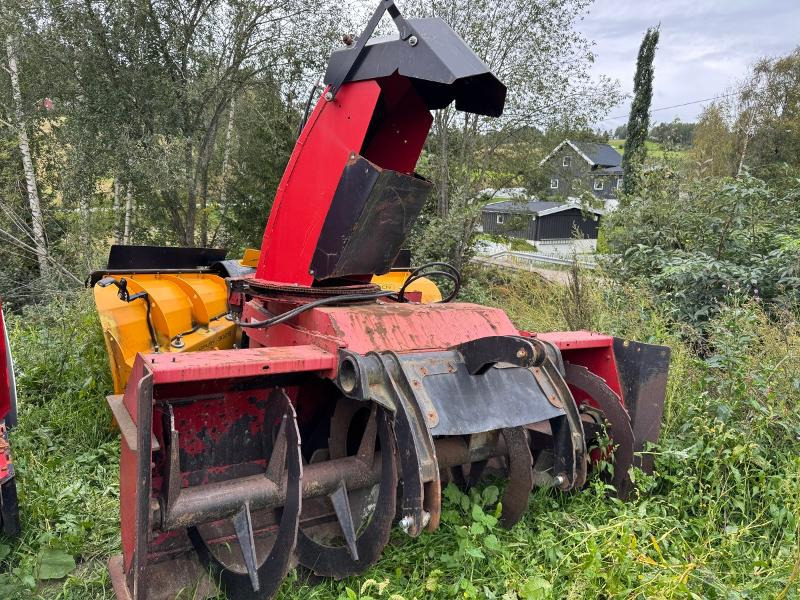 2006 Tokvam 260 THS 2-trinns snøfreser med 3-punkt feste - 농업용 기계 : 사진 1 2006 Tokvam 260 THS 2-trinns snøfreser med 3-punkt feste - 농업용 기계 : 사진 1