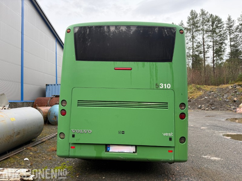 2006 Volvo B12B 4X2 - Campingbuss - Festivalbuss - Handicapheis - Solcelleanlegg - 버스 : 사진 3 2006 Volvo B12B 4X2 - Campingbuss - Festivalbuss - Handicapheis - Solcelleanlegg - 버스 : 사진 3