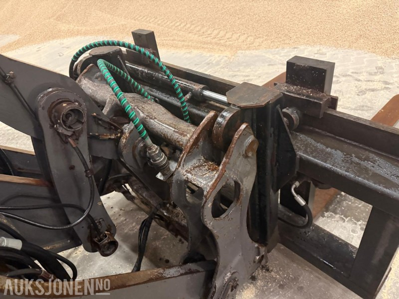 휠 로더 2006 Volvo L120E HJULLASTER M/STOR SNØSKUFF SENTRALSMØRING 3.FUNKSJON. : 사진 10 휠 로더 2006 Volvo L120E HJULLASTER M/STOR SNØSKUFF SENTRALSMØRING 3.FUNKSJON. : 사진 10