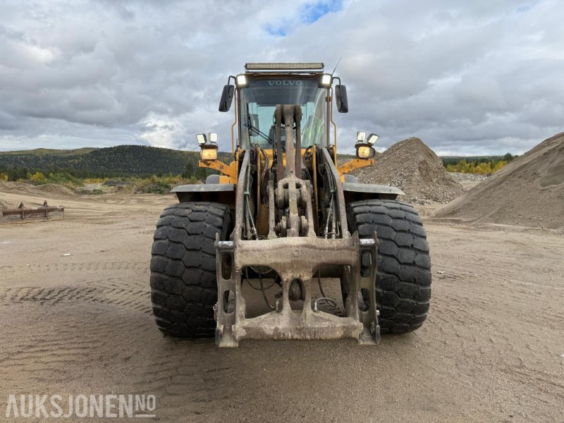 2006 Volvo L120E - Sentralsmøring - 14887 timer - 휠 로더 : 사진 2 2006 Volvo L120E - Sentralsmøring - 14887 timer - 휠 로더 : 사진 2