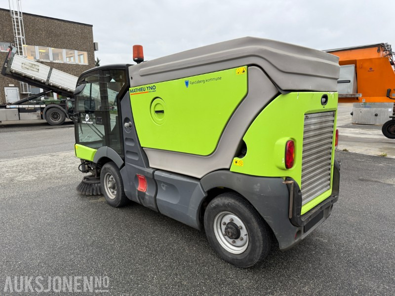 2007 Mathieu Azura Concept feiemaskin – Cummins motor, funksjonstestet - 건설장비 : 사진 4 2007 Mathieu Azura Concept feiemaskin – Cummins motor, funksjonstestet - 건설장비 : 사진 4