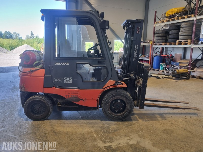 2007 Toyota 02-7FGF30 gasstruck 3T 5170 timer - 자재 취급 장비 : 사진 4 2007 Toyota 02-7FGF30 gasstruck 3T 5170 timer - 자재 취급 장비 : 사진 4