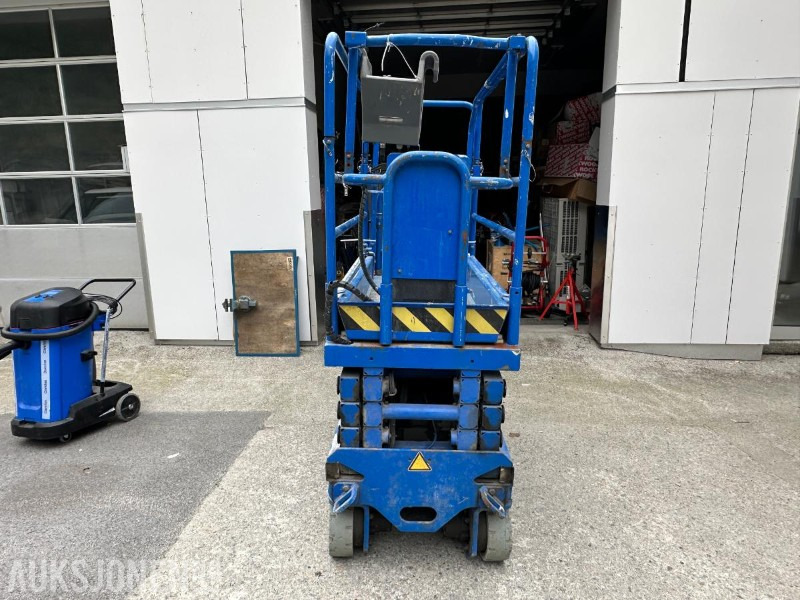 2007 UpRight MX19 Elektrisk Sakselift Repobjekt - 고가작업 플랫폼 : 사진 3 2007 UpRight MX19 Elektrisk Sakselift Repobjekt - 고가작업 플랫폼 : 사진 3
