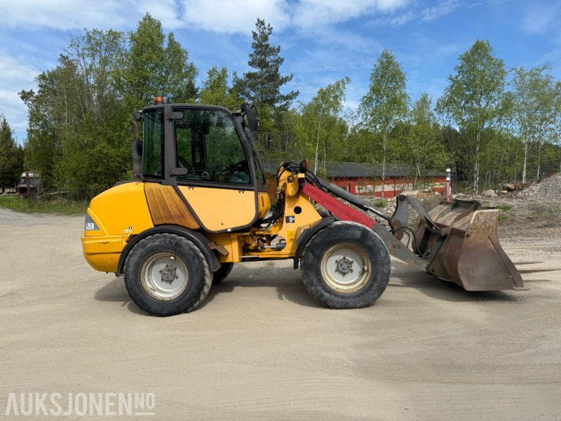 2007 Volvo L25B HJULLASTER SKUFF PALLEGAFFEL 7141TIMER. - 휠 로더 : 사진 4 2007 Volvo L25B HJULLASTER SKUFF PALLEGAFFEL 7141TIMER. - 휠 로더 : 사진 4