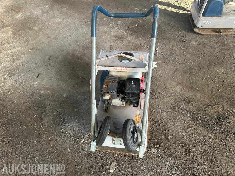 2008 SWEPAC F140 - VIBROPLATE - 롤러 : 사진 3 2008 SWEPAC F140 - VIBROPLATE - 롤러 : 사진 3