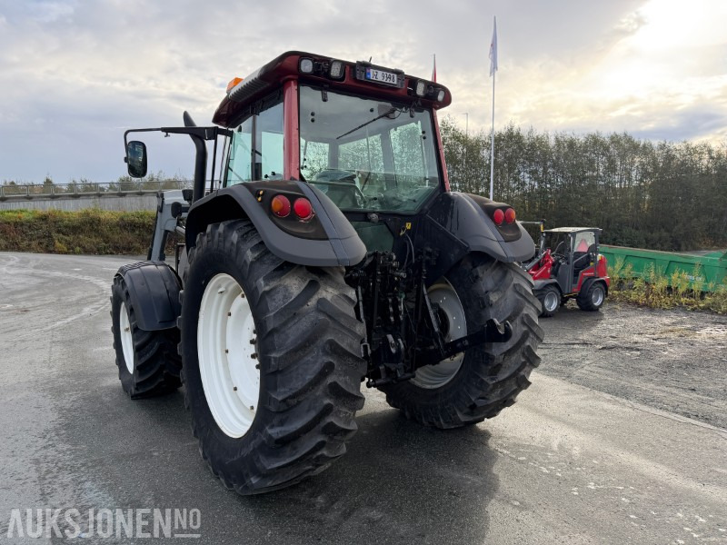 2008 Valtra T-180 Traktor med frontlaster / 1362 timer - 장궤형 트랙터 : 사진 3 2008 Valtra T-180 Traktor med frontlaster / 1362 timer - 장궤형 트랙터 : 사진 3