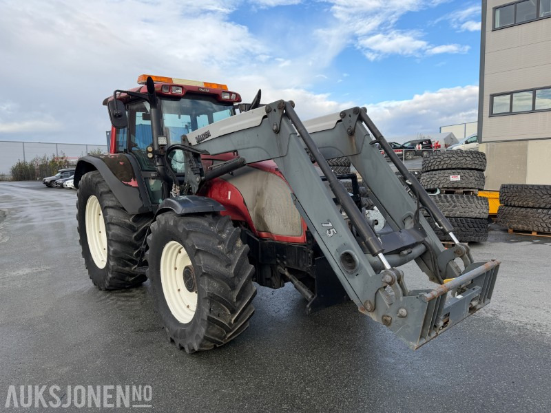 2008 Valtra T-180 Traktor med frontlaster / 1362 timer - 장궤형 트랙터 : 사진 2 2008 Valtra T-180 Traktor med frontlaster / 1362 timer - 장궤형 트랙터 : 사진 2
