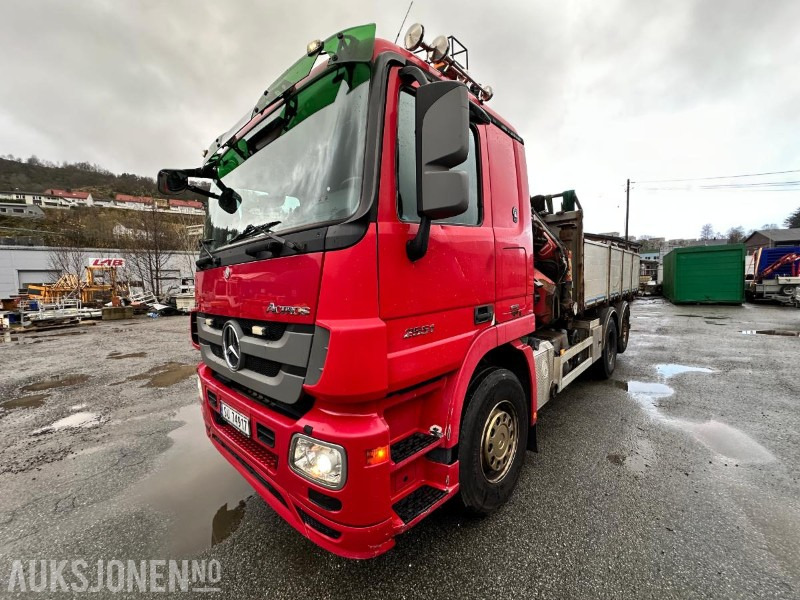 2009 Mercedes-Benz 2551L/42 6X2M Kranbil m/Fassi F235XP kran | Luft foran og bak | Krok og plan, 305520km - 크레인 트럭 : 사진 1 2009 Mercedes-Benz 2551L/42 6X2M Kranbil m/Fassi F235XP kran | Luft foran og bak | Krok og plan, 305520km - 크레인 트럭 : 사진 1