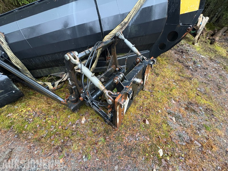 2009 Øveraasen Diagonalplog DH 285 D - 트럭 : 사진 5 2009 Øveraasen Diagonalplog DH 285 D - 트럭 : 사진 5