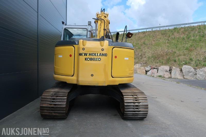 2010 Kobelco E135 BSR-2 gravemaskin med skuffe / 9915 timer - 굴착기 : 사진 4 2010 Kobelco E135 BSR-2 gravemaskin med skuffe / 9915 timer - 굴착기 : 사진 4