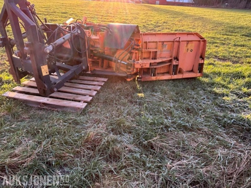 2010 TELLEFSDAL 4300 U-PLOG - 농업용 기계 : 사진 5 2010 TELLEFSDAL 4300 U-PLOG - 농업용 기계 : 사진 5