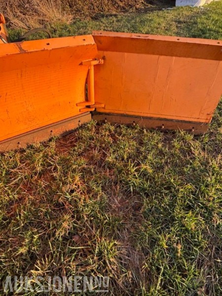 2010 TELLEFSDAL 4300 U-PLOG - 농업용 기계 : 사진 2 2010 TELLEFSDAL 4300 U-PLOG - 농업용 기계 : 사진 2