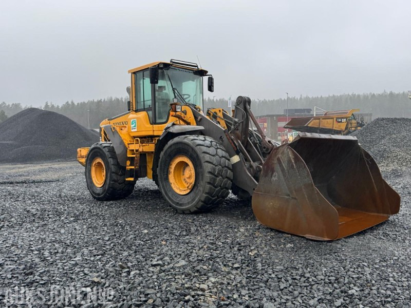 2010 Volvo L120F HJULLASTER, 21 108 TIMER, SENTRALSMØRING, NY MOTOR 2023, LOADTRONIC - 휠 로더 : 사진 3 2010 Volvo L120F HJULLASTER, 21 108 TIMER, SENTRALSMØRING, NY MOTOR 2023, LOADTRONIC - 휠 로더 : 사진 3