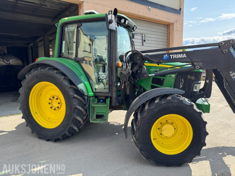 2011 John Deere 6430 Premium traktor med laster - 장궤형 트랙터 : 사진 4 2011 John Deere 6430 Premium traktor med laster - 장궤형 트랙터 : 사진 4