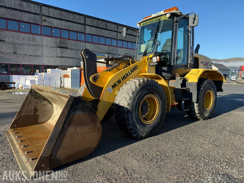 2011 New Holland W130B hjullaster – kun 3 580 timer - 휠 로더 : 사진 1 2011 New Holland W130B hjullaster – kun 3 580 timer - 휠 로더 : 사진 1
