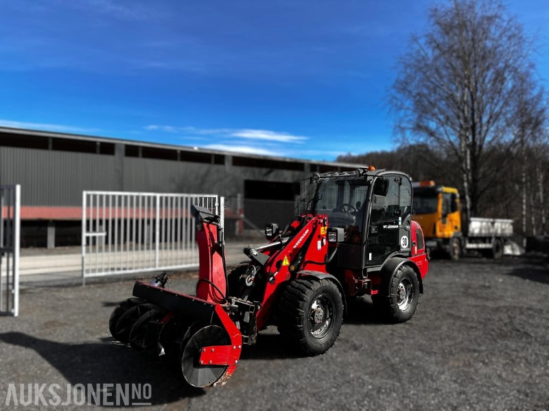 2011 Weidemann WM 2070 CX 80 hjullaster med utstyr - 휠 로더 : 사진 1 2011 Weidemann WM 2070 CX 80 hjullaster med utstyr - 휠 로더 : 사진 1