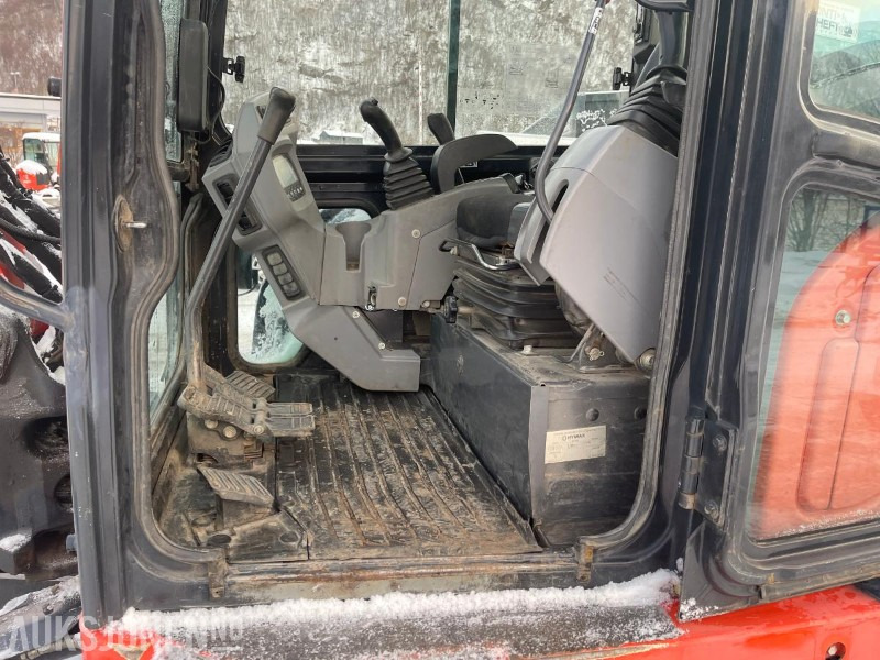 미니 굴삭기 2012 Kubota KX057-4 Gravemaskin med tiltrotator, tre skuffer, kun 4408 timer : 사진 27 미니 굴삭기 2012 Kubota KX057-4 Gravemaskin med tiltrotator, tre skuffer, kun 4408 timer : 사진 27
