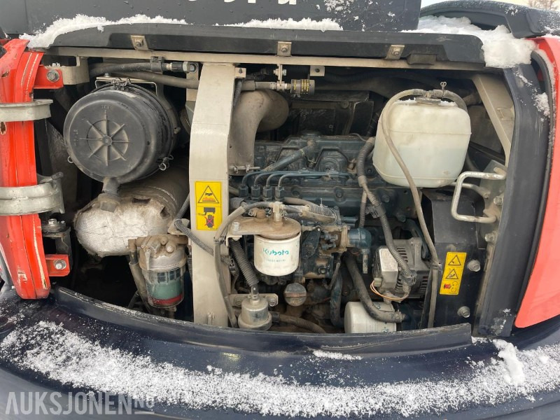 미니 굴삭기 2012 Kubota KX057-4 Gravemaskin med tiltrotator, tre skuffer, kun 4408 timer : 사진 33 미니 굴삭기 2012 Kubota KX057-4 Gravemaskin med tiltrotator, tre skuffer, kun 4408 timer : 사진 33