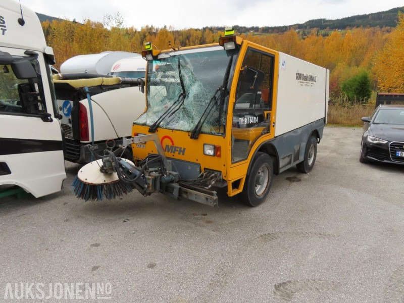 2012 MFH Aebi 5000 Feiebil - 건설장비 : 사진 1 2012 MFH Aebi 5000 Feiebil - 건설장비 : 사진 1