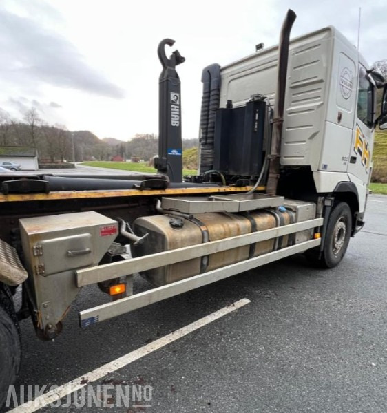 2012 Volvo FH12 krokbil med Hiab krok og brøyteplate – 521 hk – EU-godkjent til 09/2026 - 후크 리프트 트럭 : 사진 3 2012 Volvo FH12 krokbil med Hiab krok og brøyteplate – 521 hk – EU-godkjent til 09/2026 - 후크 리프트 트럭 : 사진 3