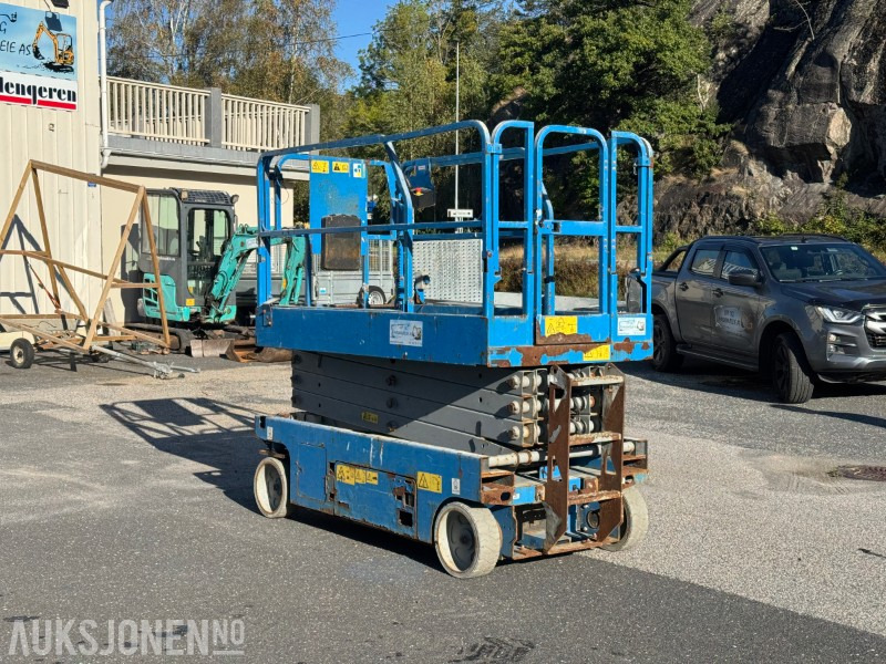 2013 Genie GS-2646 sakselift - 10 meter - 고가작업 플랫폼 : 사진 3 2013 Genie GS-2646 sakselift - 10 meter - 고가작업 플랫폼 : 사진 3