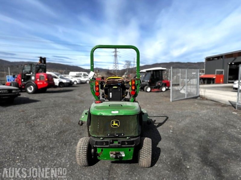 2013 John Deere 1445 series II 4WD frontmontert gressklipper - 농업용 기계 : 사진 4 2013 John Deere 1445 series II 4WD frontmontert gressklipper - 농업용 기계 : 사진 4