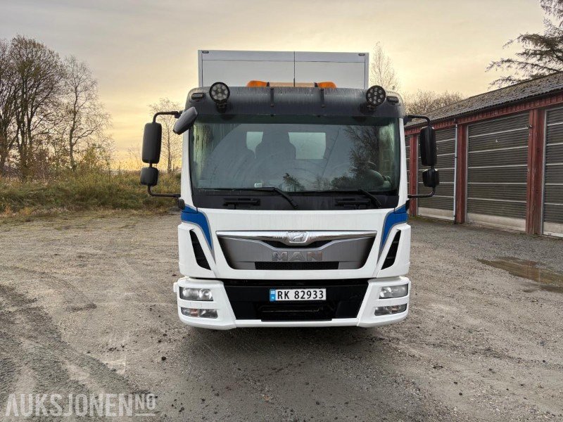 2013 MAN TGL 3 seter Euro6 4X2 skap m/varme og innredning - 트럭 : 사진 2 2013 MAN TGL 3 seter Euro6 4X2 skap m/varme og innredning - 트럭 : 사진 2