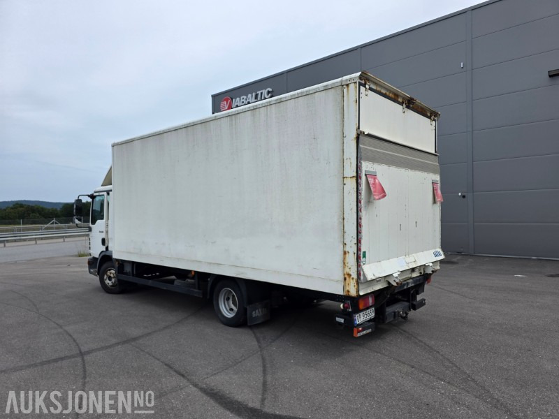 2013 MAN TGL 8.180 - 3 seter - EURO5T - Cruisekontroll - Totalvekt 7490 kg - 박스 트럭 : 사진 3 2013 MAN TGL 8.180 - 3 seter - EURO5T - Cruisekontroll - Totalvekt 7490 kg - 박스 트럭 : 사진 3
