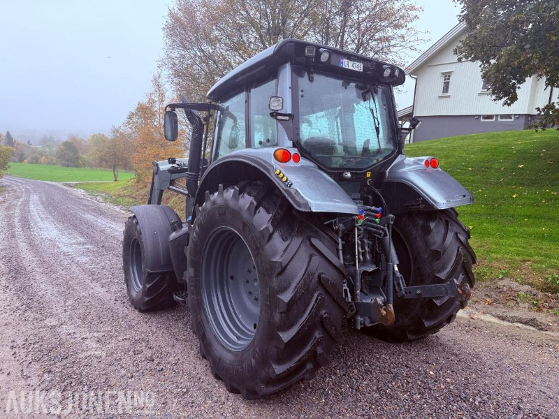2013 Valtra N143 Direct med fronthydraulikk og kraftuttak(PTO) - Nylig EU godkjent - 장궤형 트랙터 : 사진 4 2013 Valtra N143 Direct med fronthydraulikk og kraftuttak(PTO) - Nylig EU godkjent - 장궤형 트랙터 : 사진 4