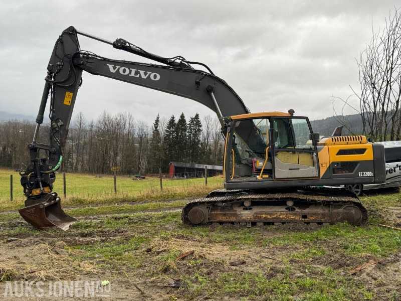 2013 Volvo EC220DL gravemaskin med 2 skuffer / Tiltrotator - 굴착기 : 사진 2 2013 Volvo EC220DL gravemaskin med 2 skuffer / Tiltrotator - 굴착기 : 사진 2