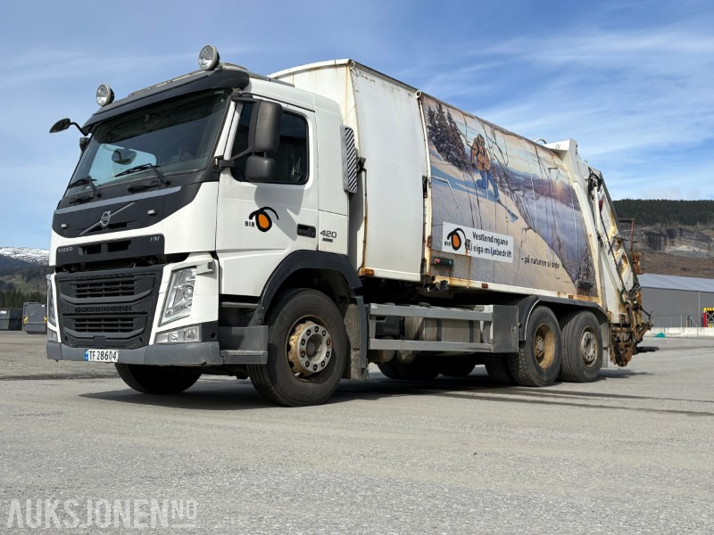 2014 Volvo FM 420 renovasjonsbil med 2-kammers løsning - 쓰레기차 : 사진 1 2014 Volvo FM 420 renovasjonsbil med 2-kammers løsning - 쓰레기차 : 사진 1