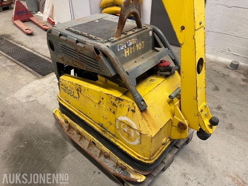 2014 Wacker Neuson DPU 100-70 Vibroplate, 768 kg - 롤러 : 사진 3 2014 Wacker Neuson DPU 100-70 Vibroplate, 768 kg - 롤러 : 사진 3