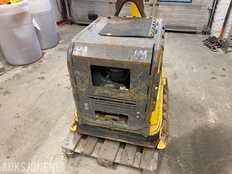 2014 Wacker Neuson DPU 100-70 Vibroplate, 768 kg - 롤러 : 사진 5 2014 Wacker Neuson DPU 100-70 Vibroplate, 768 kg - 롤러 : 사진 5