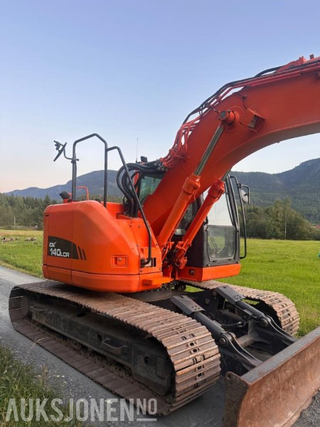 2015 Doosan DX140LCR-3 - 굴착기 : 사진 4 2015 Doosan DX140LCR-3 - 굴착기 : 사진 4