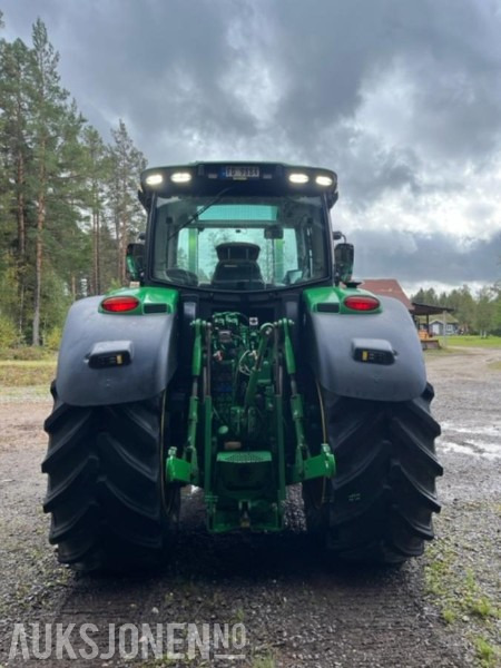 2015 John Deere 6215R med Q75 frontlaster 5588 timer - 장궤형 트랙터 : 사진 4 2015 John Deere 6215R med Q75 frontlaster 5588 timer - 장궤형 트랙터 : 사진 4
