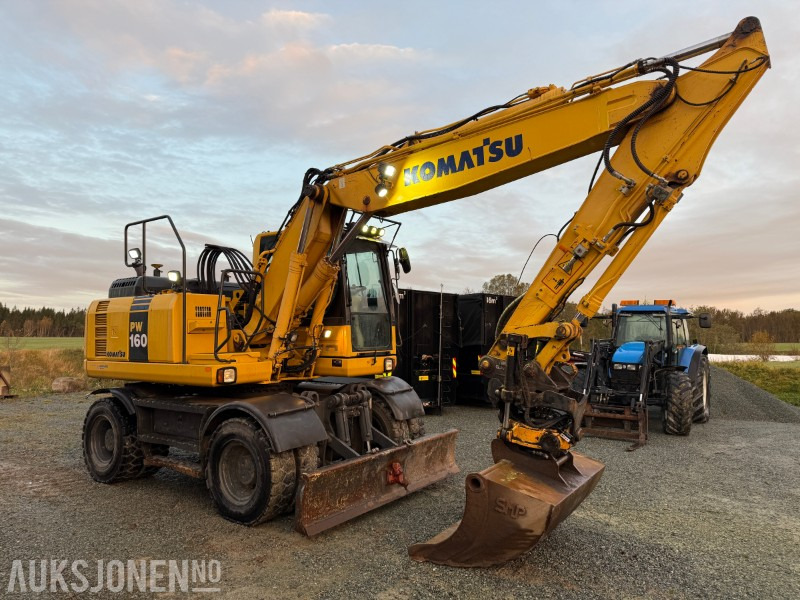 2015 Komatsu PW 160-8 Velutstyrt hjulgraver med Engcon rototilt, Leica GPS og sentralsmøring - 굴착기 : 사진 2 2015 Komatsu PW 160-8 Velutstyrt hjulgraver med Engcon rototilt, Leica GPS og sentralsmøring - 굴착기 : 사진 2