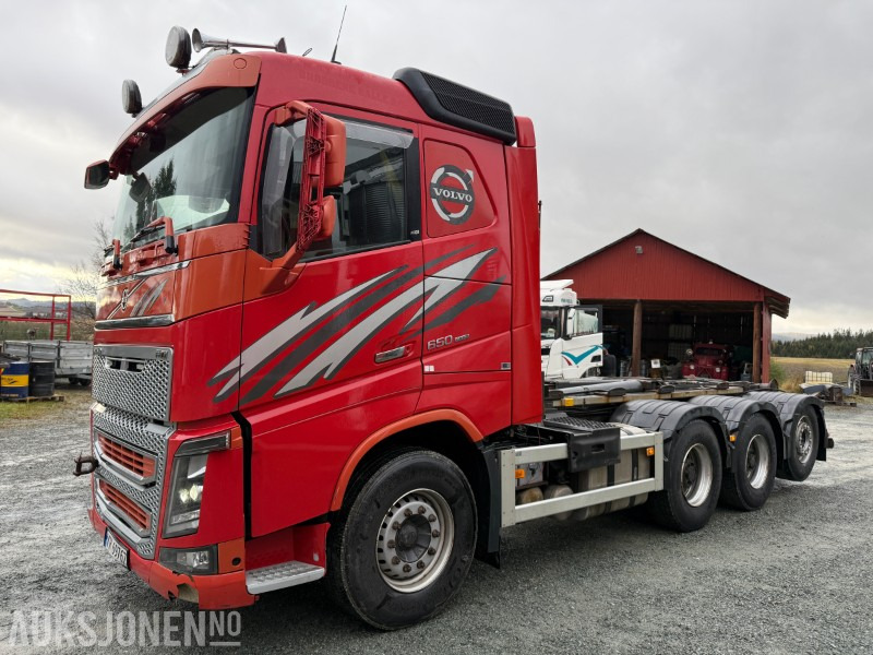 2015 Volvo FH16 650 8x4 med AJK Hydrolift krokløft og I-Shift - 후크 리프트 트럭 : 사진 1 2015 Volvo FH16 650 8x4 med AJK Hydrolift krokløft og I-Shift - 후크 리프트 트럭 : 사진 1