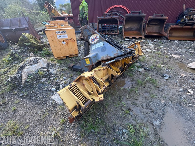2016 Stark HT2800R Planeringsskjær / Høvler / Høvelskjær - 부착물 건설기계 용 : 사진 4 2016 Stark HT2800R Planeringsskjær / Høvler / Høvelskjær - 부착물 건설기계 용 : 사진 4
