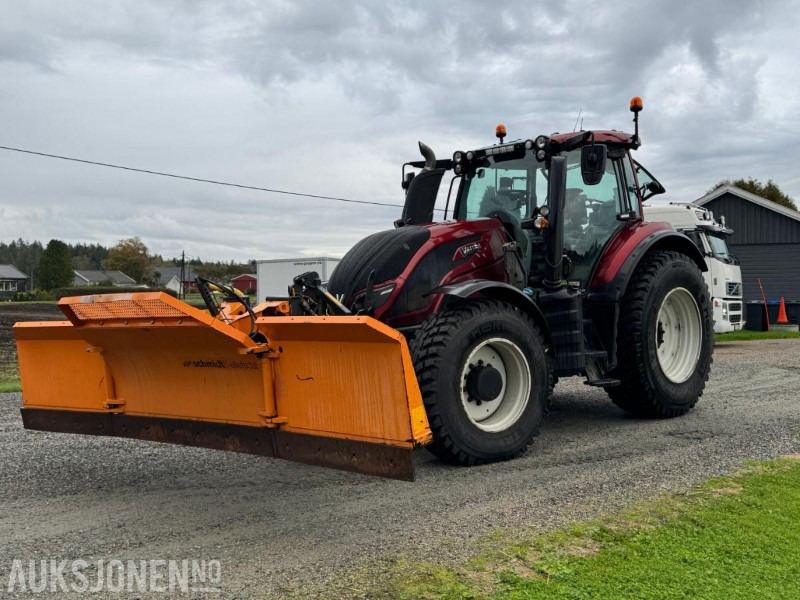 2016 Valtra T174E med Schmidt Tellefsdal U-LS 43.6 plog (2022), Valtra 76 frontlaster og betong lodd - 장궤형 트랙터 : 사진 1 2016 Valtra T174E med Schmidt Tellefsdal U-LS 43.6 plog (2022), Valtra 76 frontlaster og betong lodd - 장궤형 트랙터 : 사진 1
