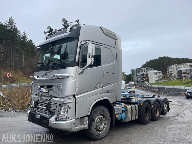 2016 Volvo FH 540 8x4 Tridem med Joab 24 t krokløft - 후크 리프트 트럭 : 사진 1 2016 Volvo FH 540 8x4 Tridem med Joab 24 t krokløft - 후크 리프트 트럭 : 사진 1