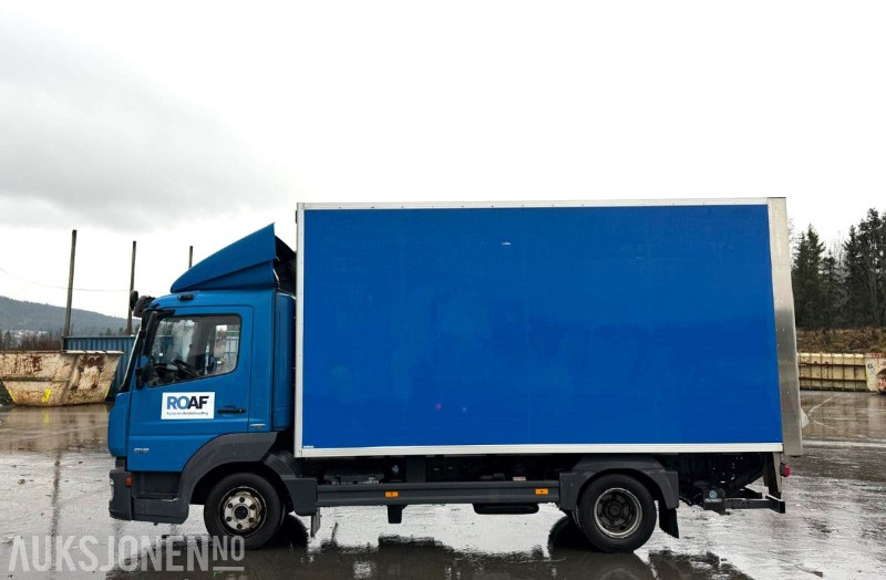 2017 Mercedes-Benz ATEGO 818 L skapbil | Palfinger lift | Ulefoss skap - 박스 트럭 : 사진 2 2017 Mercedes-Benz ATEGO 818 L skapbil | Palfinger lift | Ulefoss skap - 박스 트럭 : 사진 2