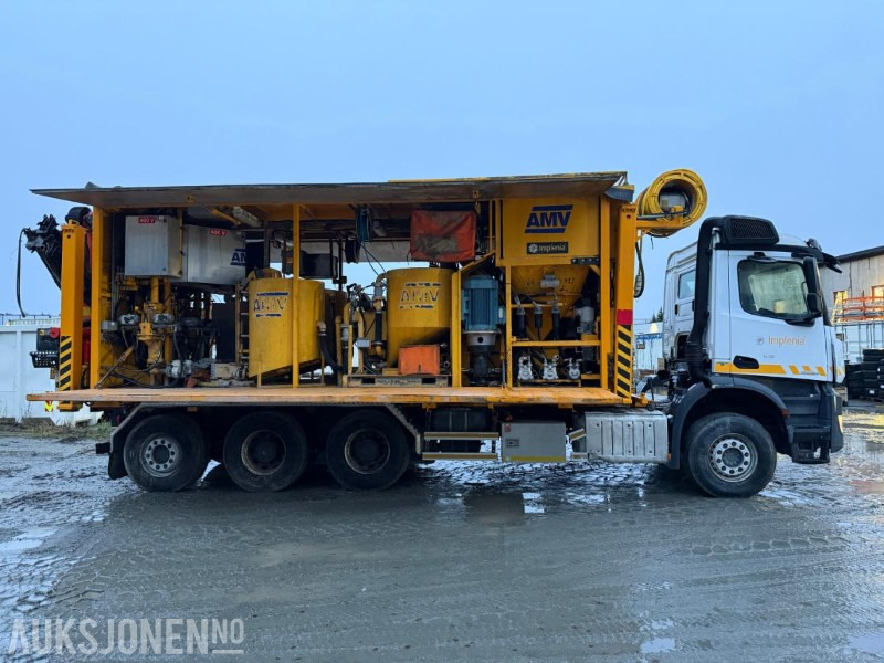 2017 Mercedes-Benz Arocs 3235 8x4, Injeksjonsrigg AMV, EURO 6, påmontert kran - 지자체/ 특수 차량 : 사진 4 2017 Mercedes-Benz Arocs 3235 8x4, Injeksjonsrigg AMV, EURO 6, påmontert kran - 지자체/ 특수 차량 : 사진 4