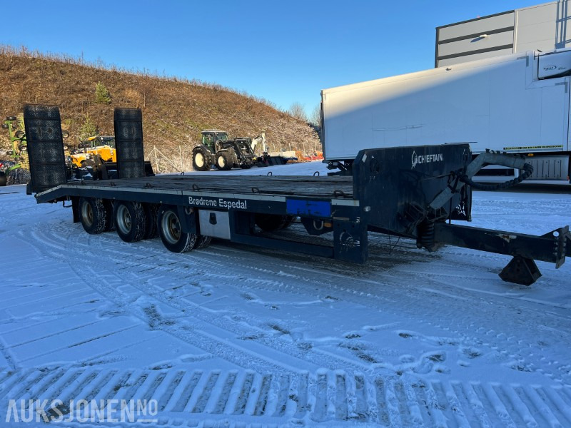 2018 Chief tain Maskintralle 27T m/hydrauliske kjørebruer - 농업용 기계 : 사진 3 2018 Chief tain Maskintralle 27T m/hydrauliske kjørebruer - 농업용 기계 : 사진 3